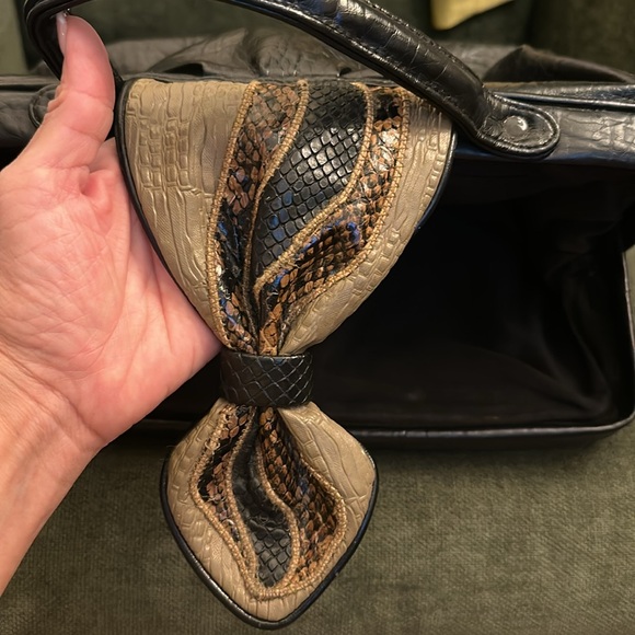 Black Snakeskin Handbag by Sylvia - Picture 9 of 9